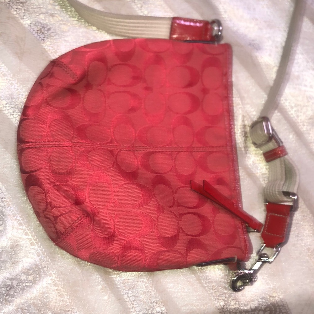 Coach purse - Picture 2 of 2